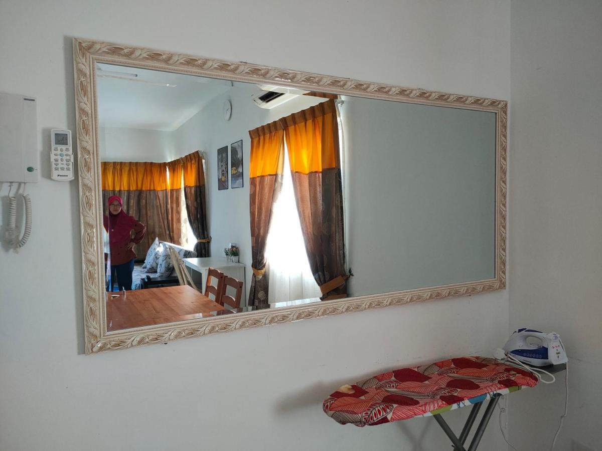 Myhome 2B At Seri Kembangan With A View Exterior photo